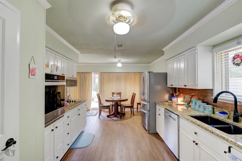 1105 North Acres Circle Springhill, LA 71075