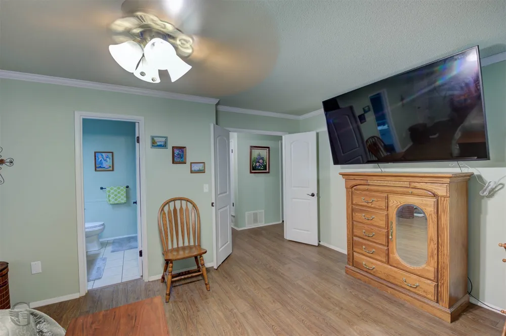 1105 North Acres Circle Springhill, LA 71075