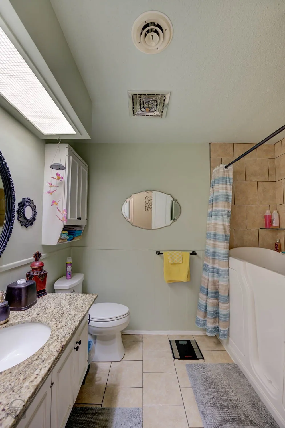 1105 North Acres Circle Springhill, LA 71075