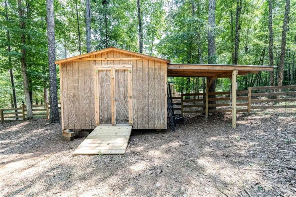 1437 Ben Mosley Circle Summerville, GA 30747
