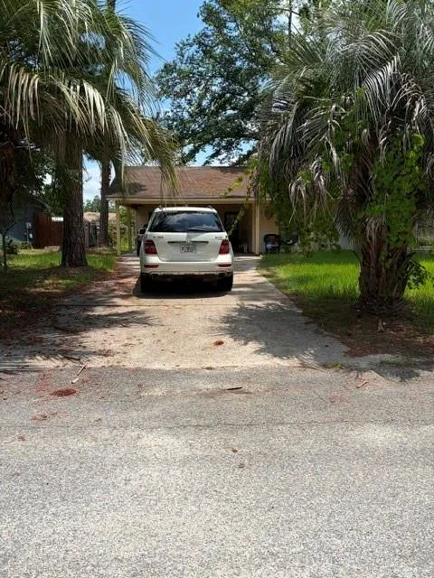 2313 Glynn Circle