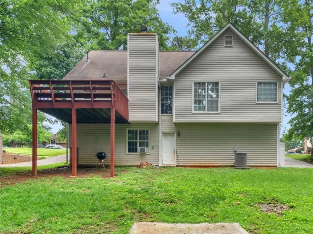 3055 Deerfield Way Rex, GA 30273
