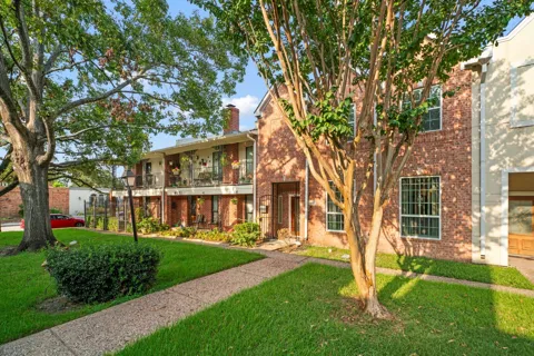 4023 Breakwood Drive