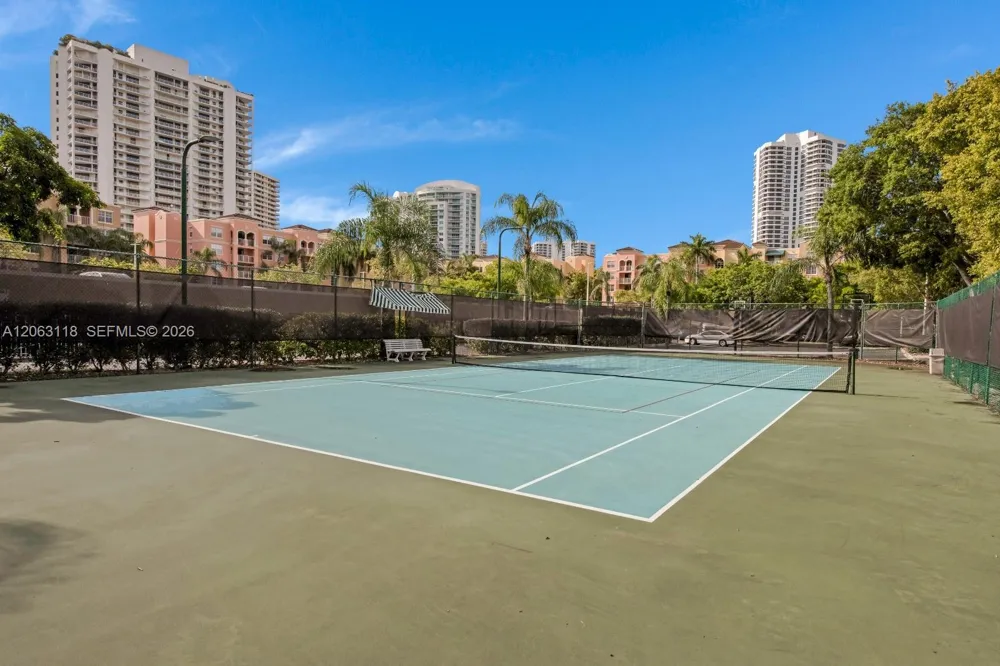 19601 E Country Club Dr #7108 Aventura, FL 33180