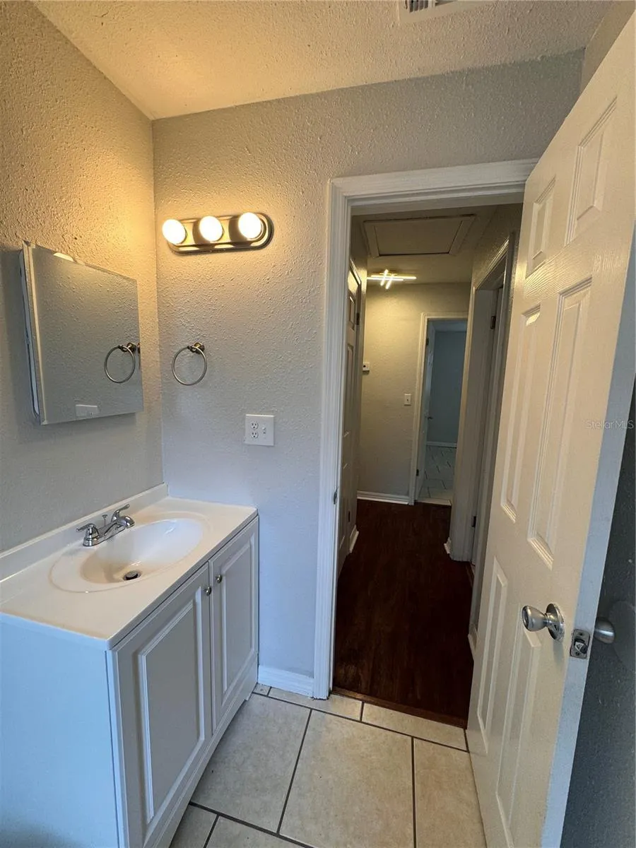 121 E PATTERSON STREET #123 Lakeland, FL 33803
