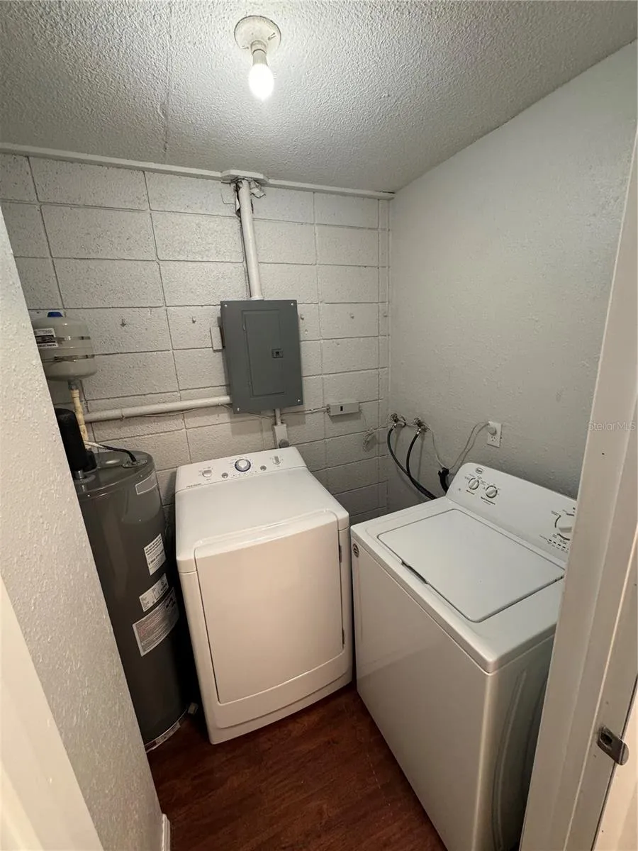 121 E PATTERSON STREET #123 Lakeland, FL 33803