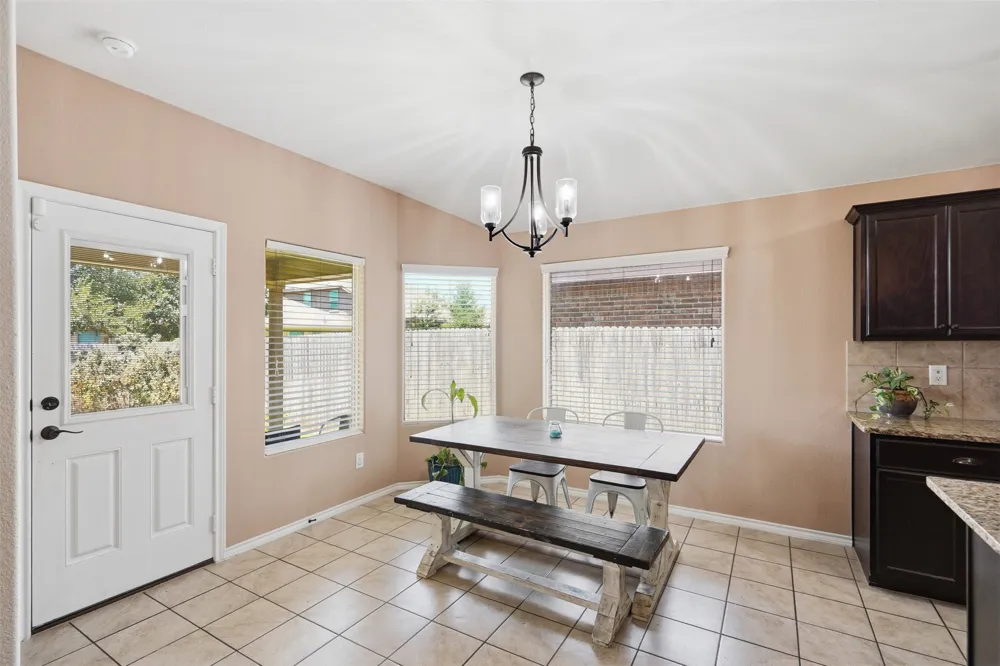 1124 Autumnwood Drive Azle, TX 76020