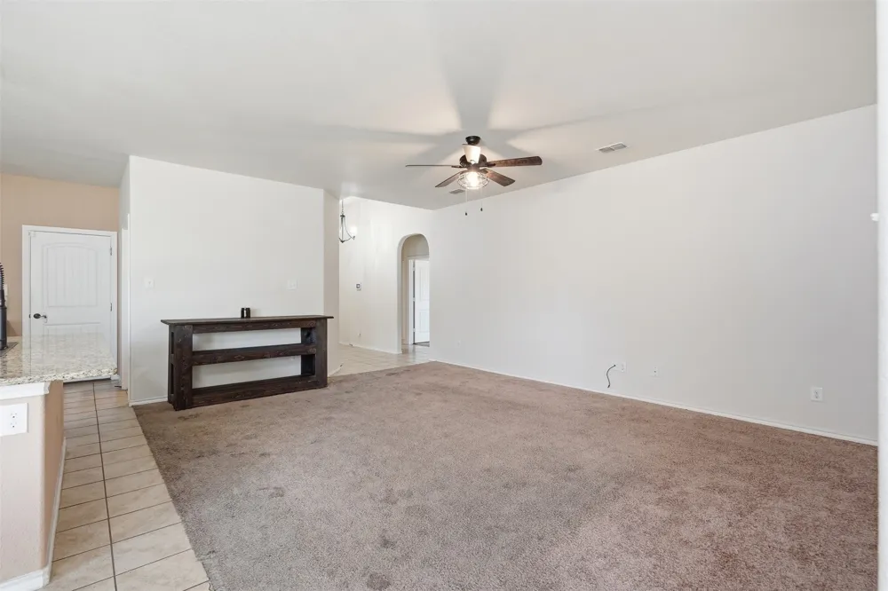 1124 Autumnwood Drive Azle, TX 76020