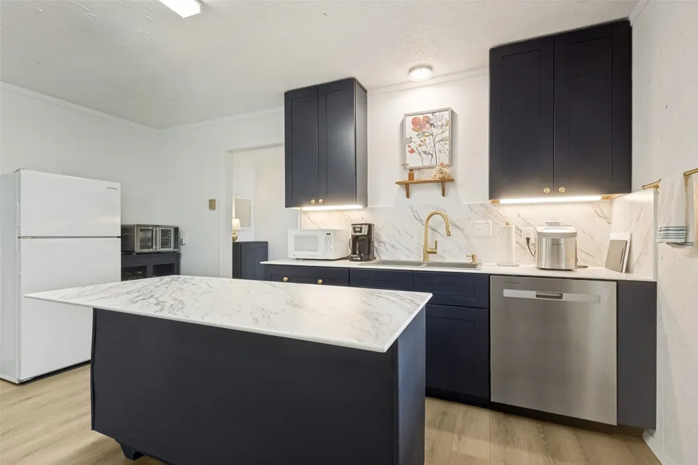 2094 Fm 1288 S Bellevue, TX 76228
