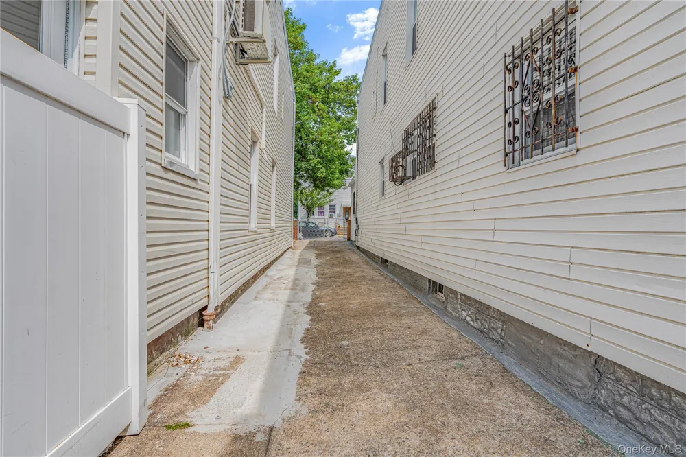86-16 102nd Avenue Ozone Park, NY 11416