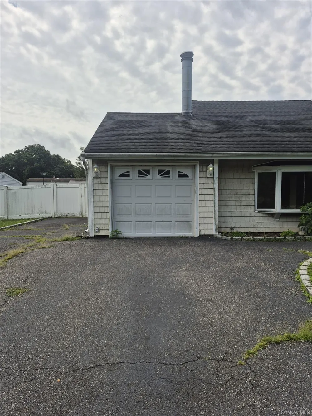 2 Wendy Road Coram, NY 11727