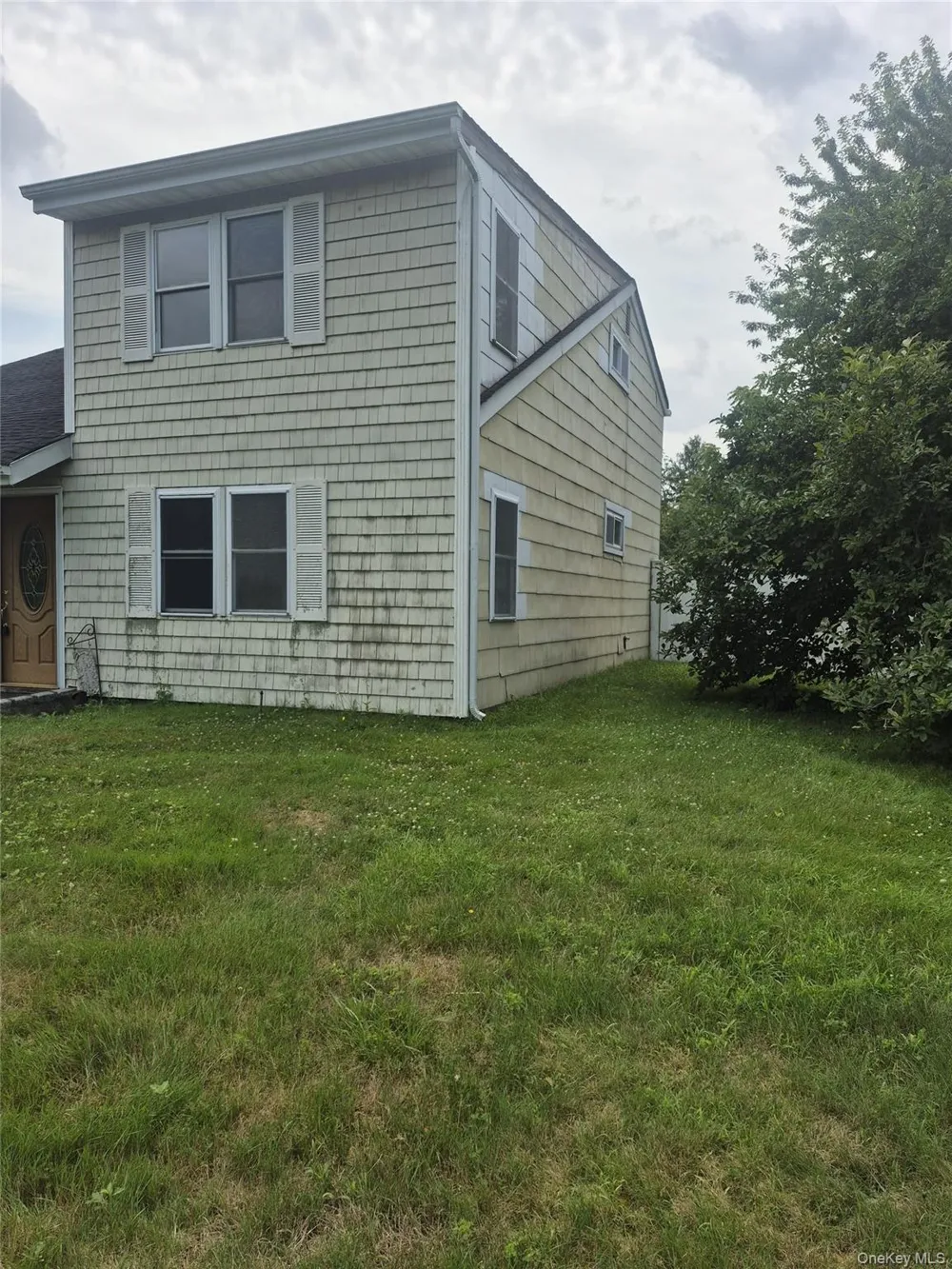 2 Wendy Road Coram, NY 11727