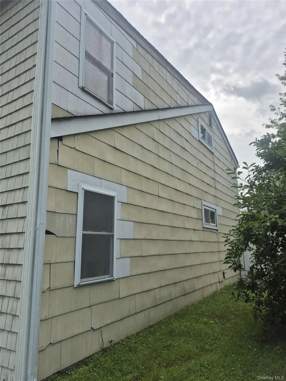 2 Wendy Road Coram, NY 11727