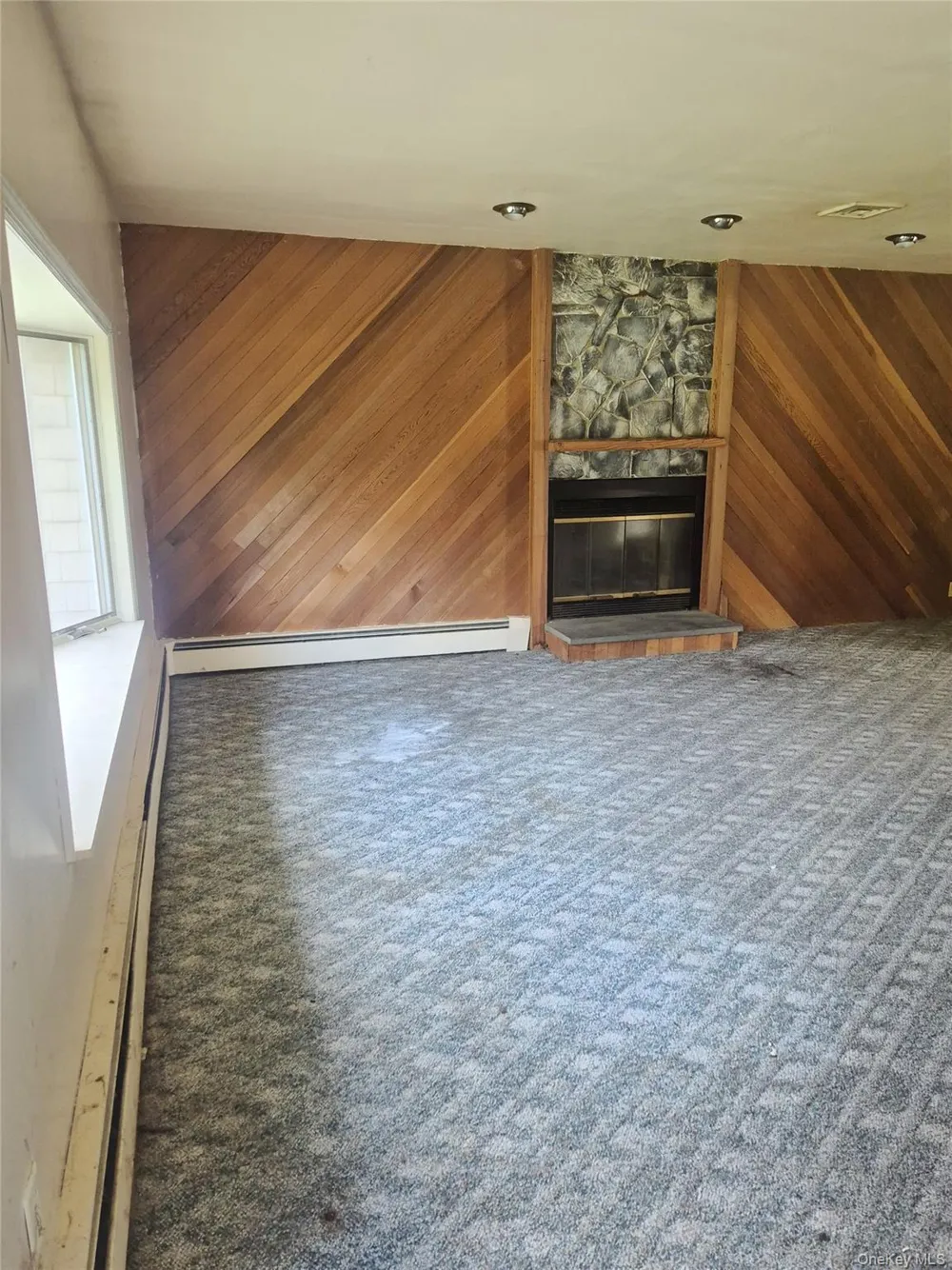 2 Wendy Road Coram, NY 11727