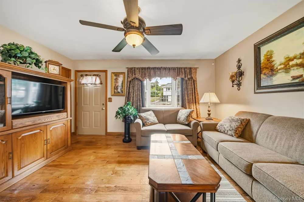 135 Weyants Lane Newburgh, NY 12550