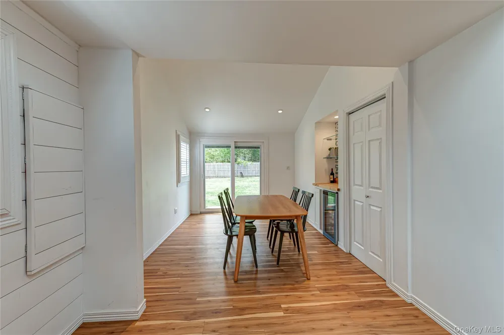 6 Longview Drive East Quogue, NY 11942