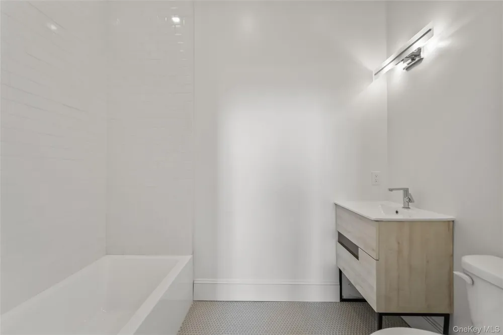 48 North Street #407 Middletown, NY 10940