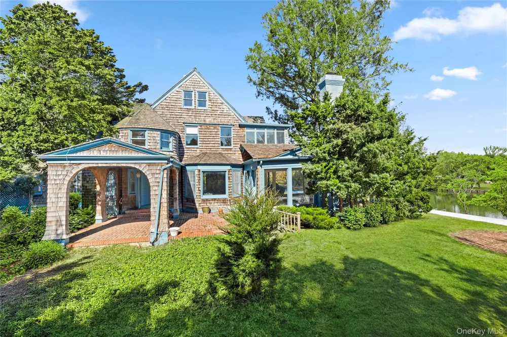 15 Little Cobb Road Water Mill, NY 11976