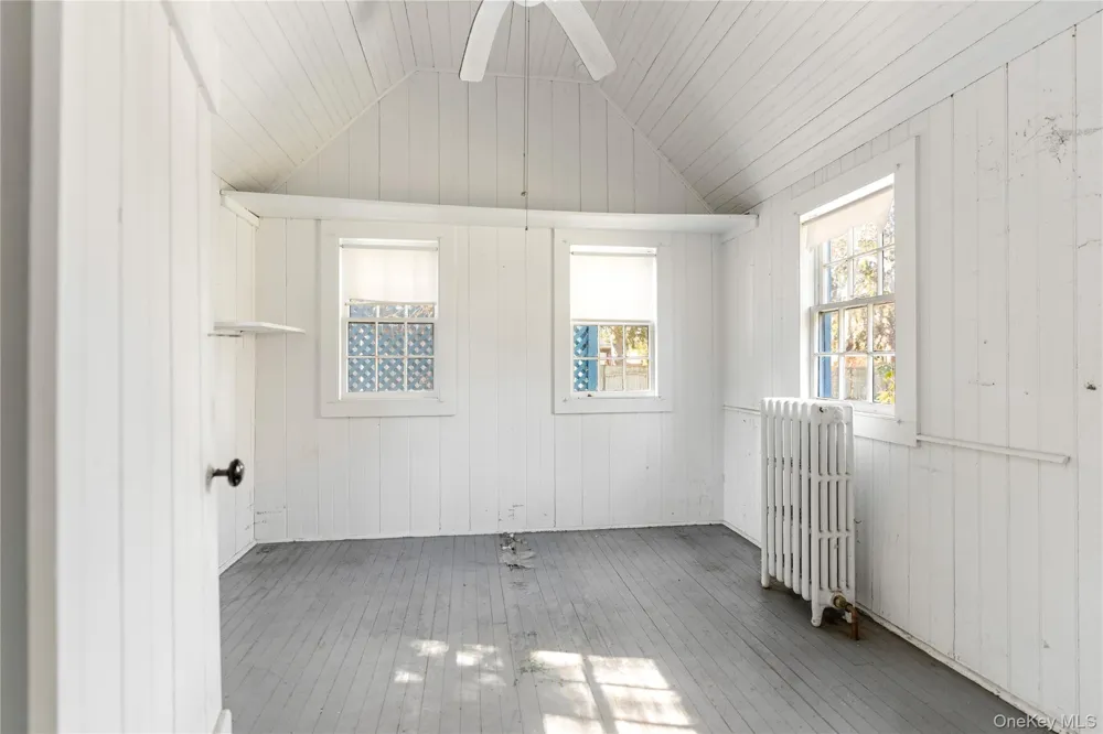 15 Little Cobb Road Water Mill, NY 11976
