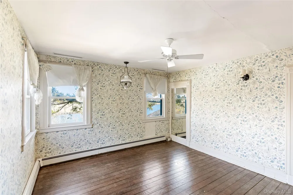 15 Little Cobb Road Water Mill, NY 11976