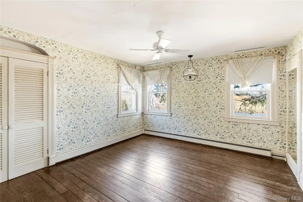15 Little Cobb Road Water Mill, NY 11976