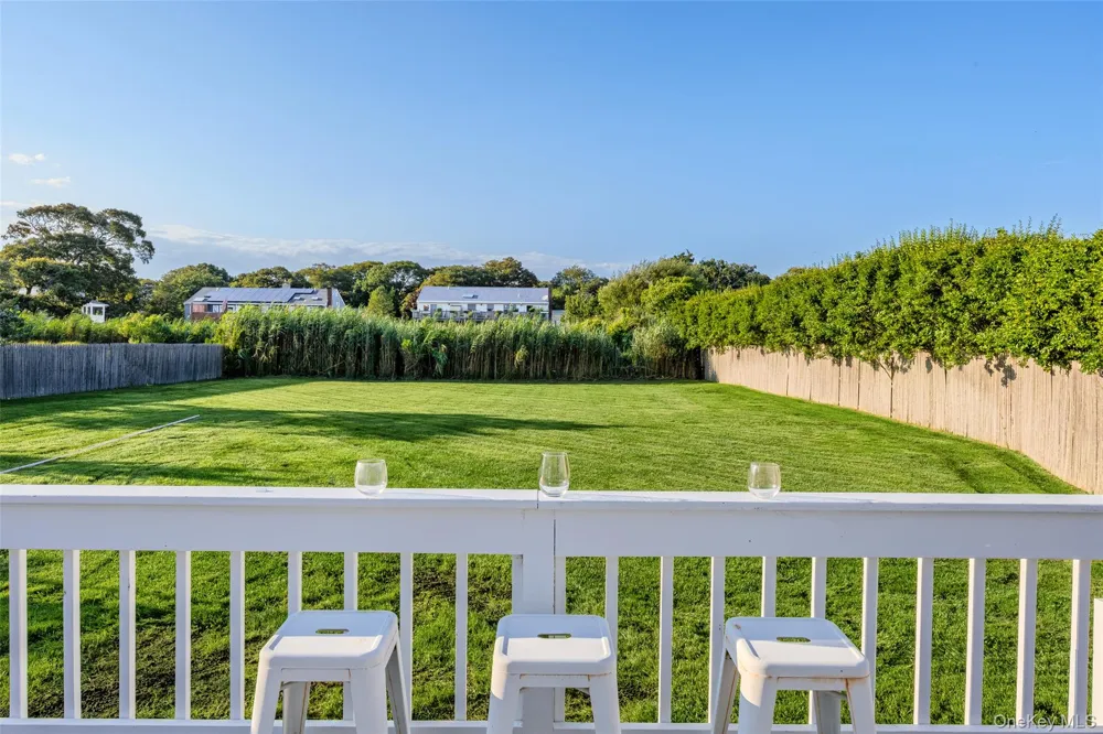 7 Laura Lee Drive Center Moriches, NY 11934