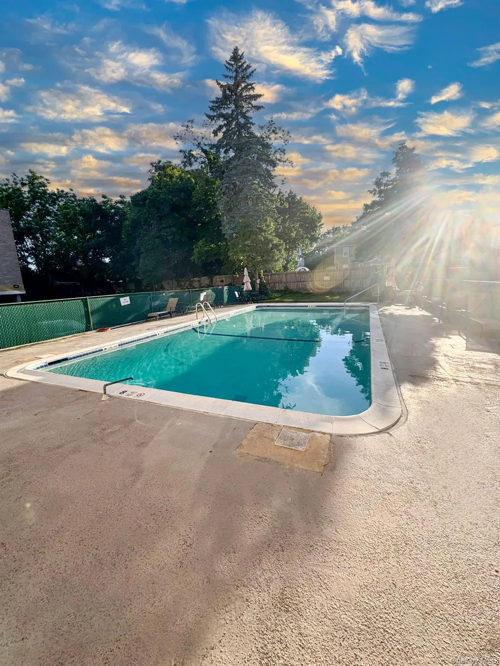 157 Hempstead Avenue #c14 Lynbrook, NY 11563