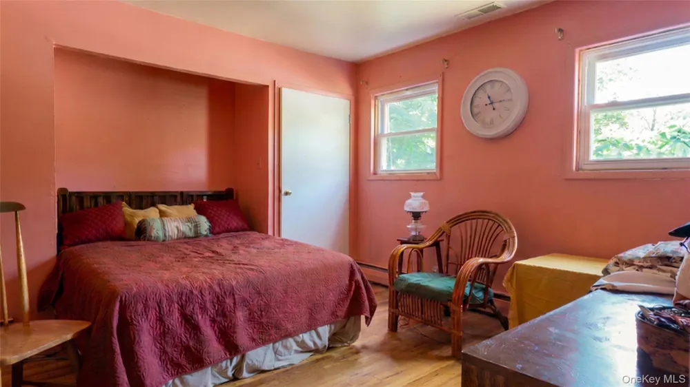 2 Custom Lane Port Jefferson Station, NY 11776