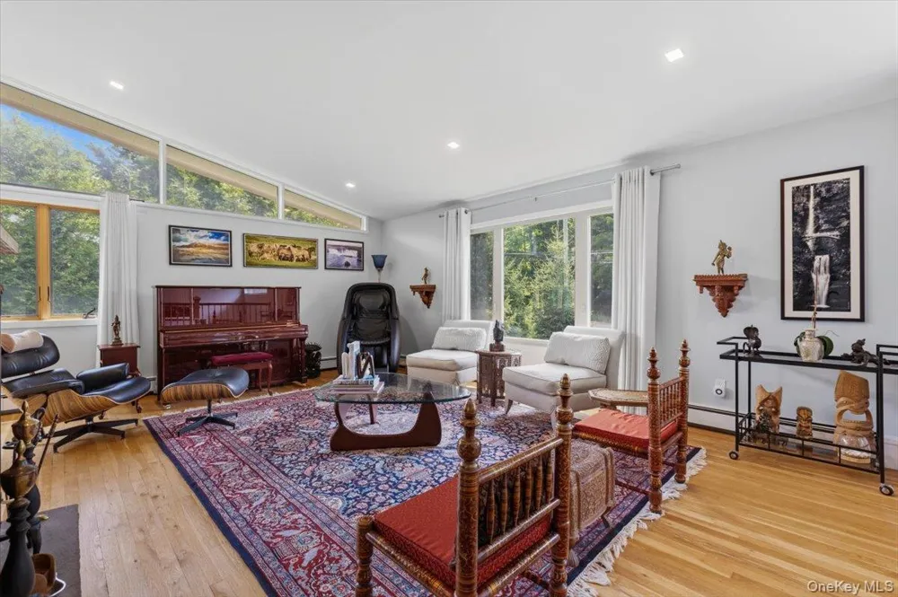 257 Watch Hill Road Cortlandt Manor, NY 10567