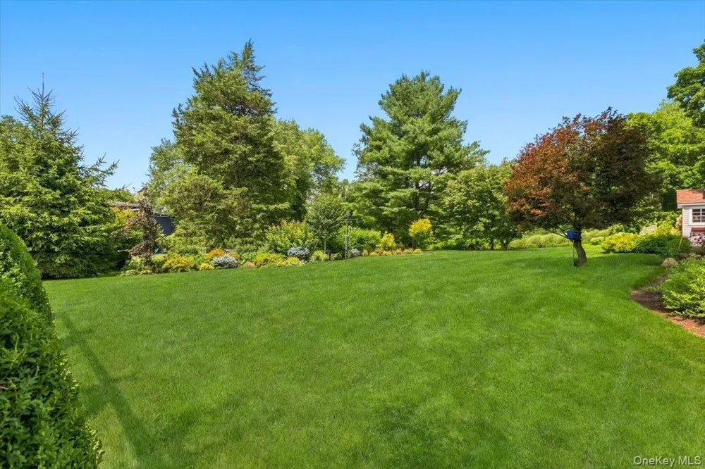 257 Watch Hill Road Cortlandt Manor, NY 10567