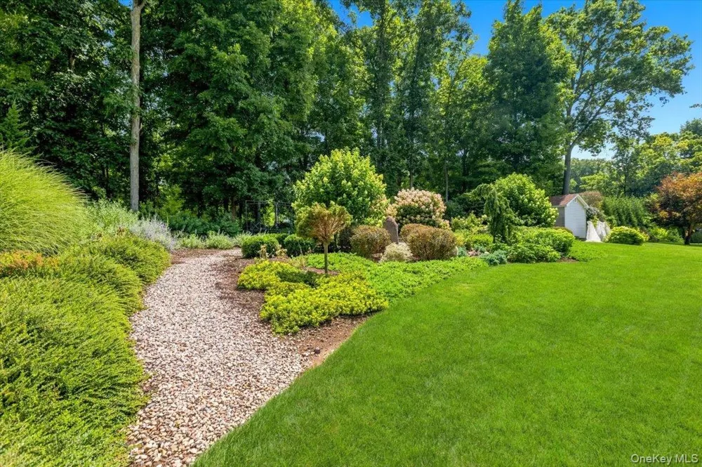 257 Watch Hill Road Cortlandt Manor, NY 10567
