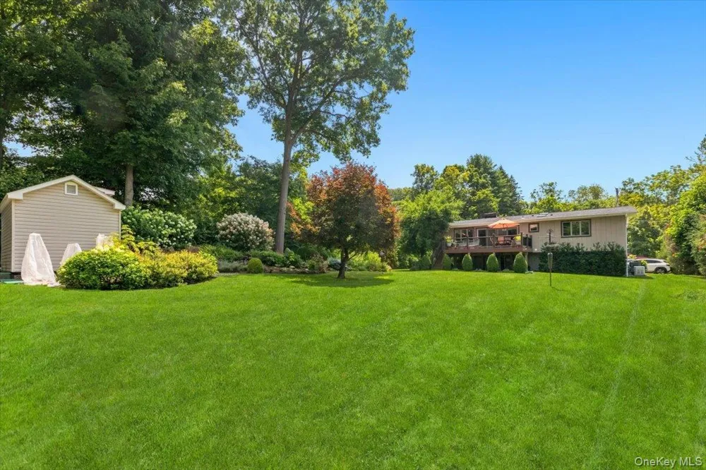 257 Watch Hill Road Cortlandt Manor, NY 10567