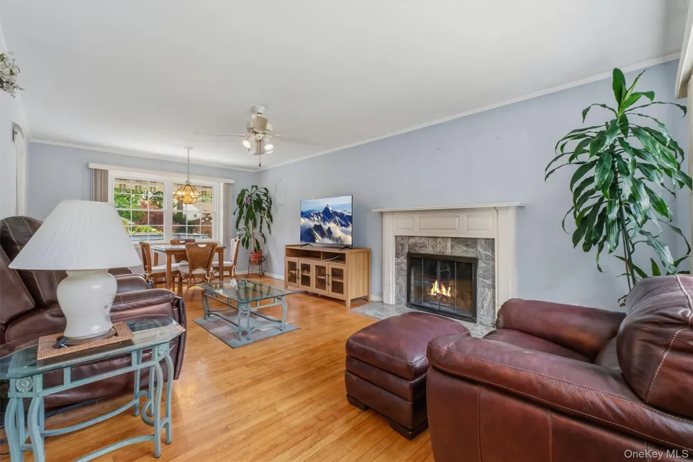 4 Broadview Road Poughkeepsie, NY 12603