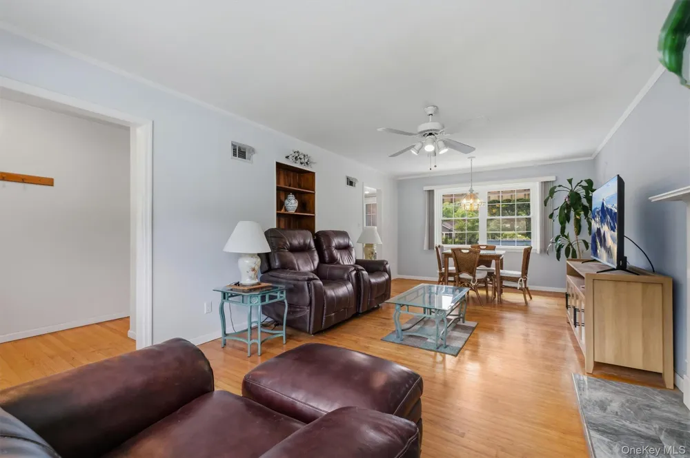 4 Broadview Road Poughkeepsie, NY 12603