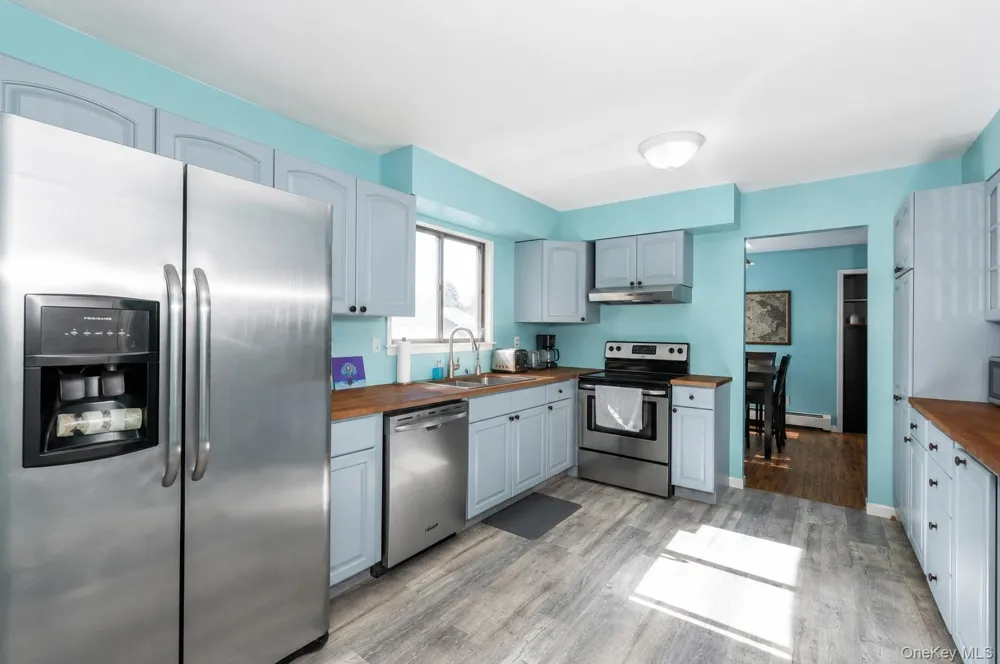 250 Clarice Boulevard Holbrook, NY 11741