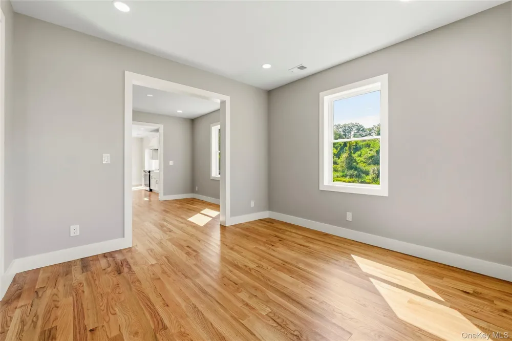 9 Bills Lane Milton, NY 12547
