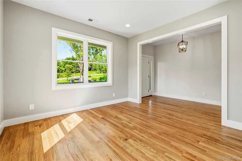9 Bills Lane Milton, NY 12547