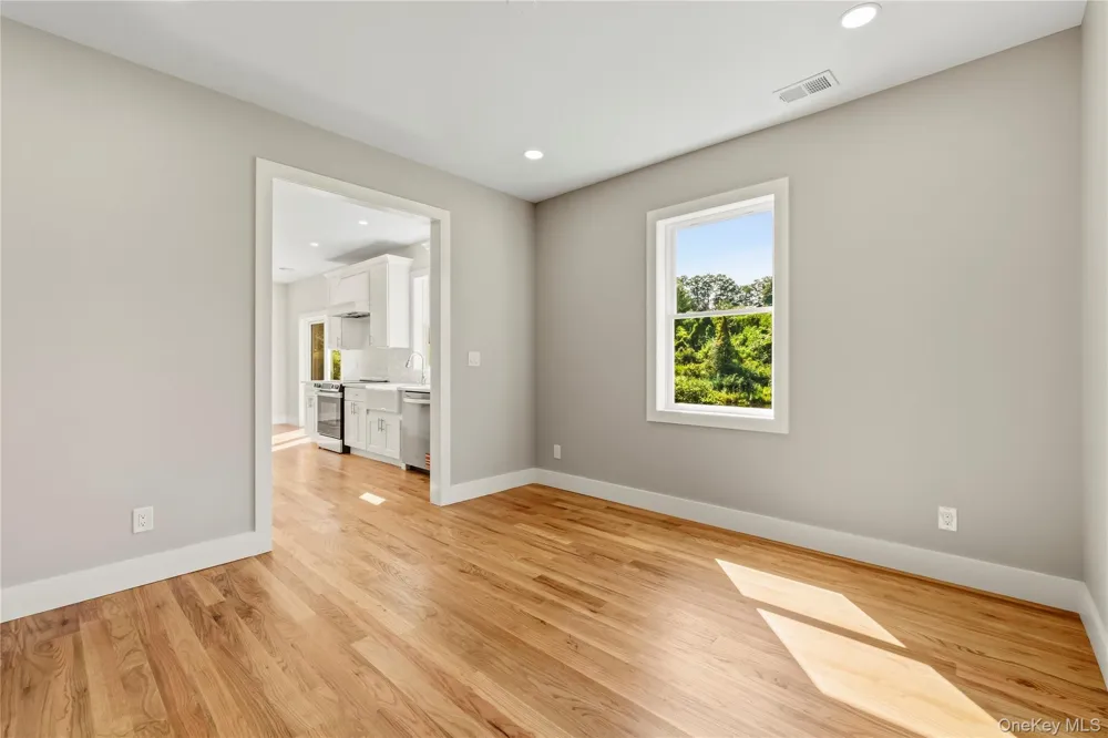 9 Bills Lane Milton, NY 12547