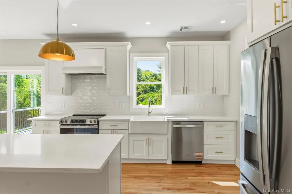 9 Bills Lane Milton, NY 12547