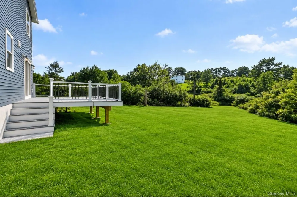 9 Bills Lane Milton, NY 12547