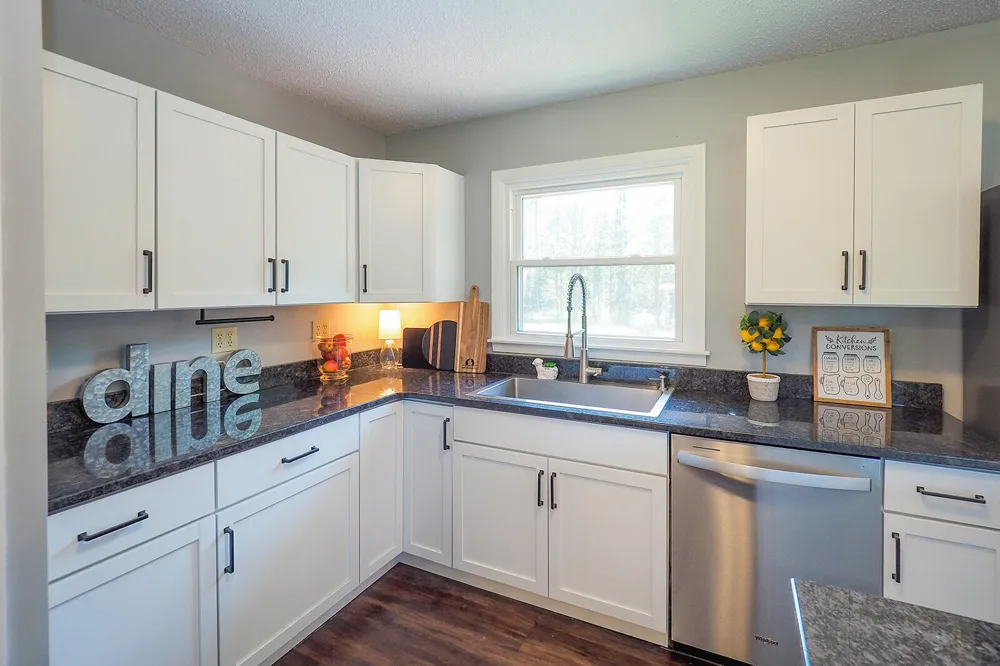 35159 40th Avenue Paw Paw, MI 49079