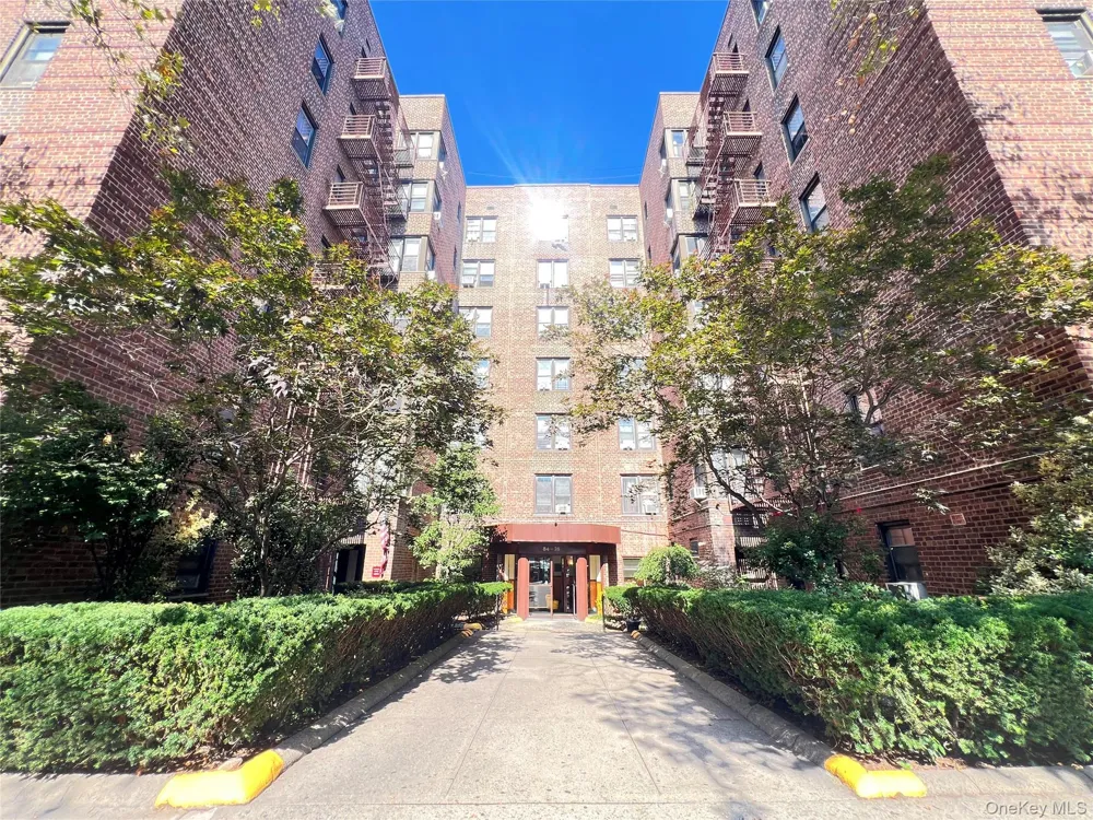 84-25 Elmhurst Avenue #1V Elmhurst, NY 11373