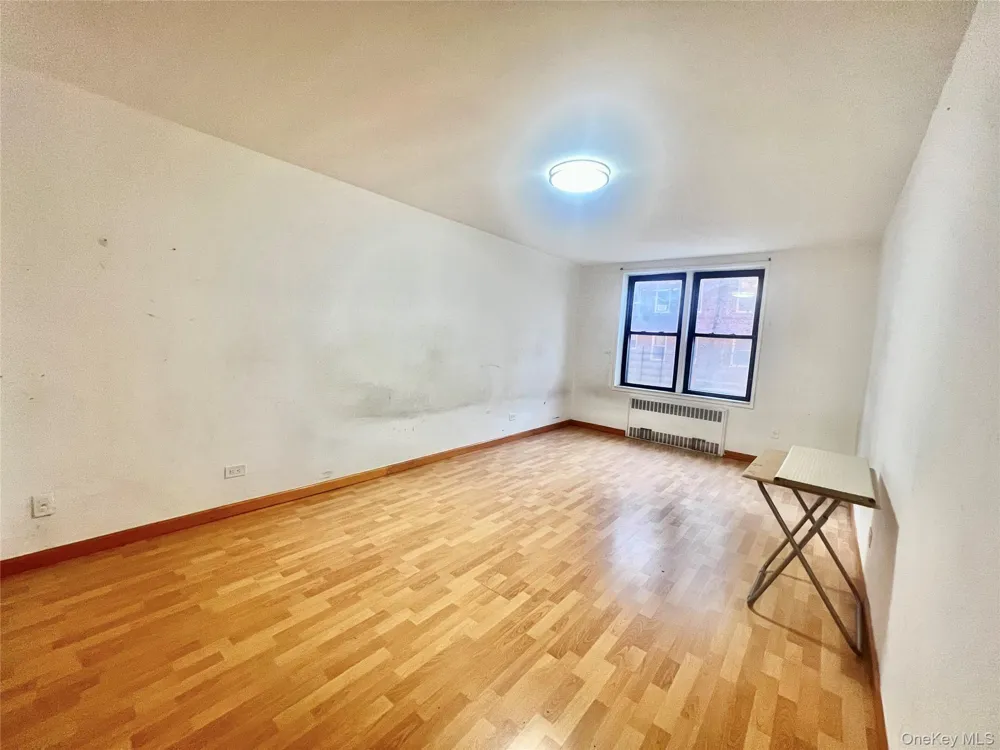 84-25 Elmhurst Avenue #1V Elmhurst, NY 11373