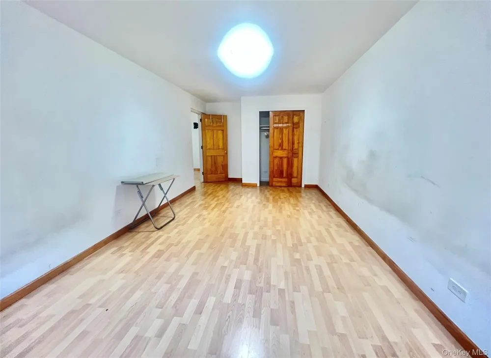 84-25 Elmhurst Avenue #1V Elmhurst, NY 11373
