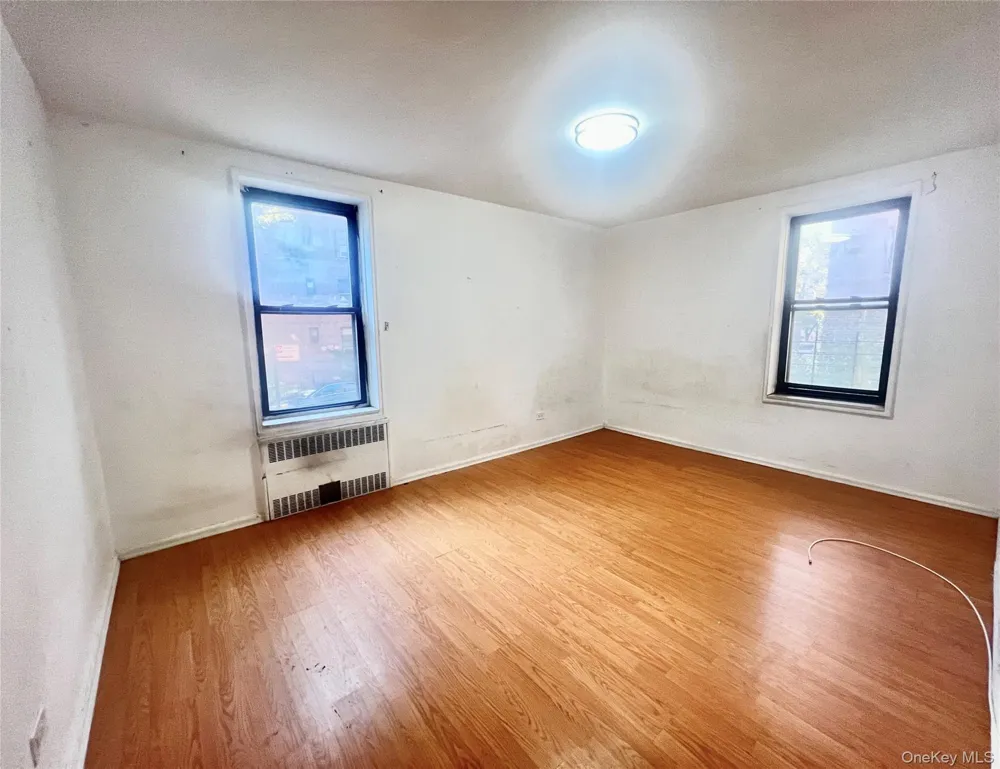 84-25 Elmhurst Avenue #1V Elmhurst, NY 11373