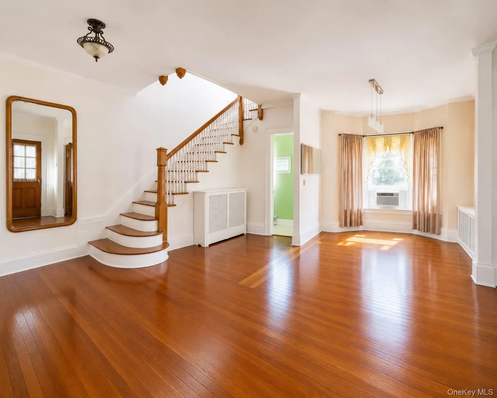 29 The Boulevard New Rochelle, NY 10801