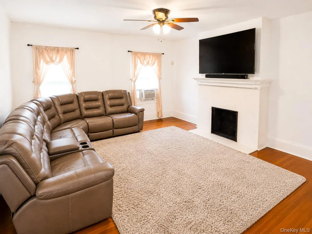 29 The Boulevard New Rochelle, NY 10801