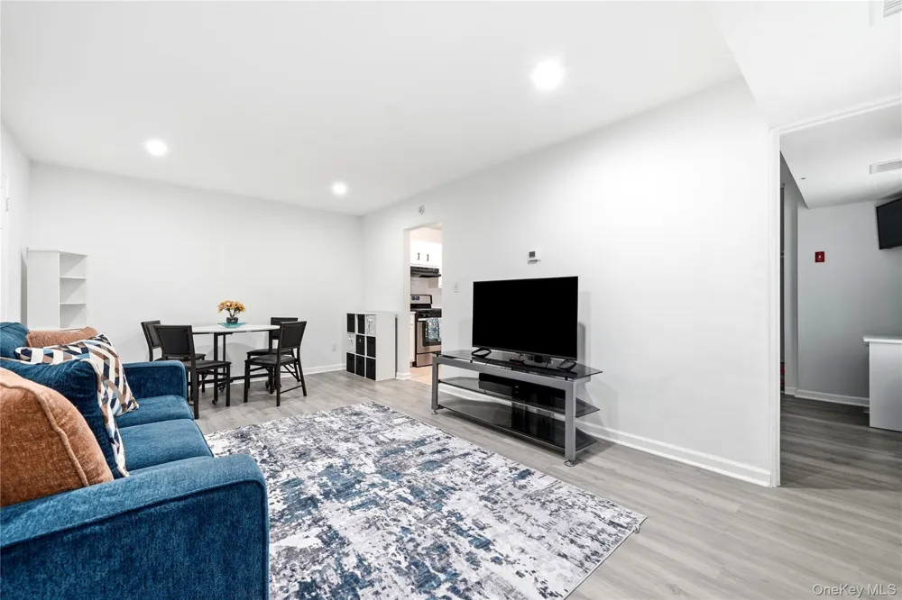 15 Sierra Court #15 Coram, NY 11727