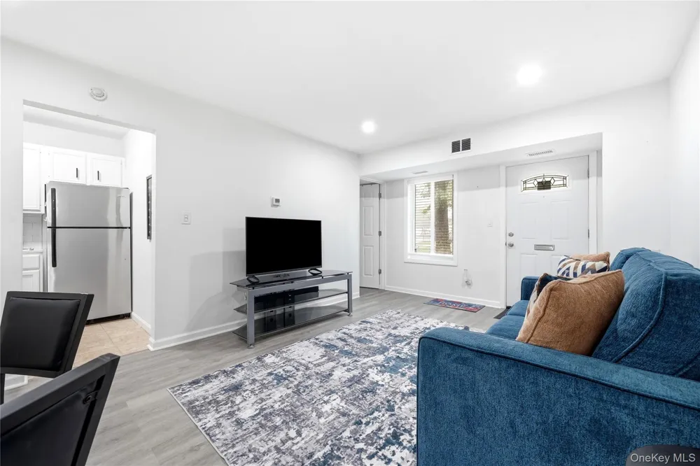 15 Sierra Court #15 Coram, NY 11727