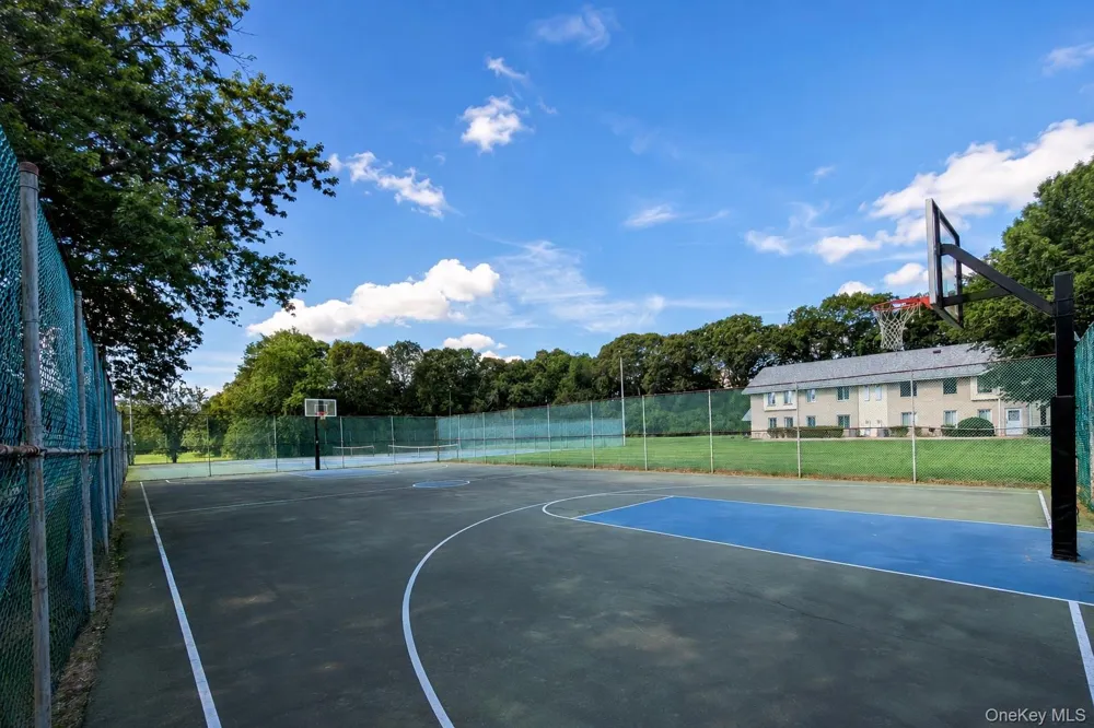 15 Sierra Court #15 Coram, NY 11727